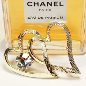 VINTAGE 1980s Cubic Zirconia Gold Heart Brooch